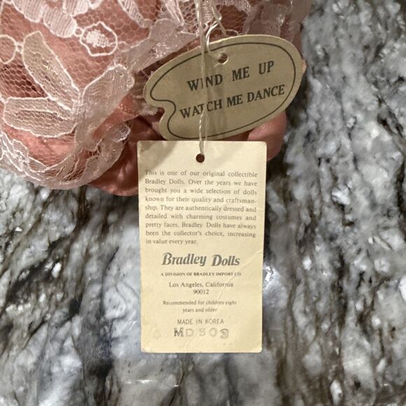 Bradley Dolls Vintage Dancing Doll “Wind Me Up Watch Me Dance” - Picture 3 of 16